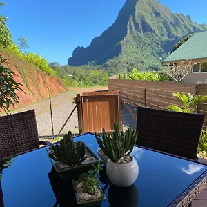 Fare Maraea Moorea